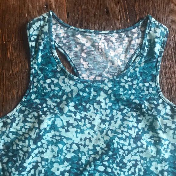 Active Tee - Picture 2 of 3